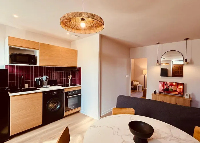 Apartment Le Modern Silhouette - Homy Montluçon