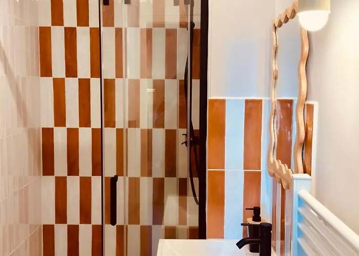 Le Modern Silhouette - Homy Lejlighed *